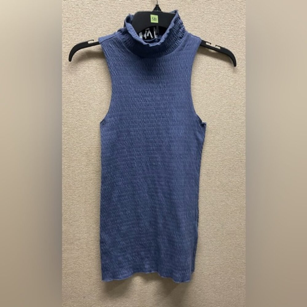 🌷WHO WHAT WEAR NWOT Top